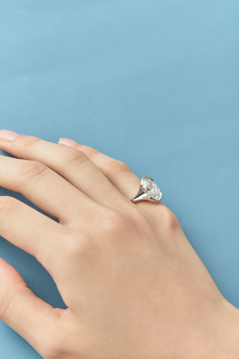 Marais 1.5ct Oval Solitaire Semi-Bezel Pinky Ring