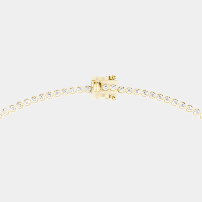 Oval round brilliant necklace 
Mateo by LOHR